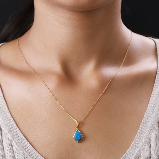 Miami-Blue Welo Opal-Anhänger mit Kette, 50 cm, 925 Silber Gelbgold Vermeil ca. 1,55 ct
