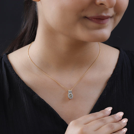 Natürlicher goldener Tansanit und weißer Zirkon Anhänger mit Kette, 925 Silber Gelbgold Vermeil ca. 0.85 ct