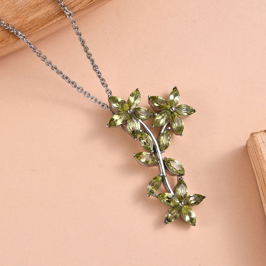 Natürlicher Peridot Anhänger mit Kette, ca. 50 cm 316L Edelstahl ca. 5.24 ct