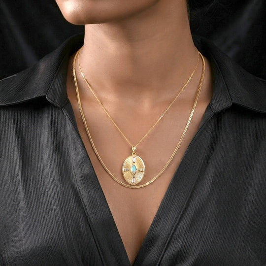 D'Joy AA Natürlicher, äthiopischer Welo Opal, Weißer Zirkon Schmuckset ca. 50 cm 925 Silber 750 Gelbgold Vermeil ca. 0.80 ct