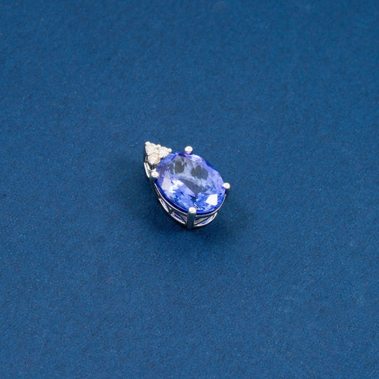 LUXORO AAA Tansanit, Weißer Diamant AGI zertifiziert und geprüft Anhänger mit Kette ca. 45 cm 585 Gold ca. 3,30 ct.