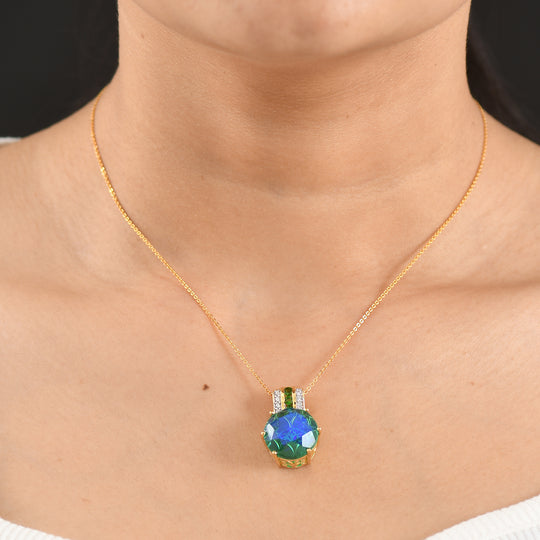 D'Joy Pfau Quarz Triplette, Natürlicher Chromdiopsid Anhänger mit Kette, ca. 50 cm 925 Silber 750 Gelbgold vermeil ca. 10,74 ct.