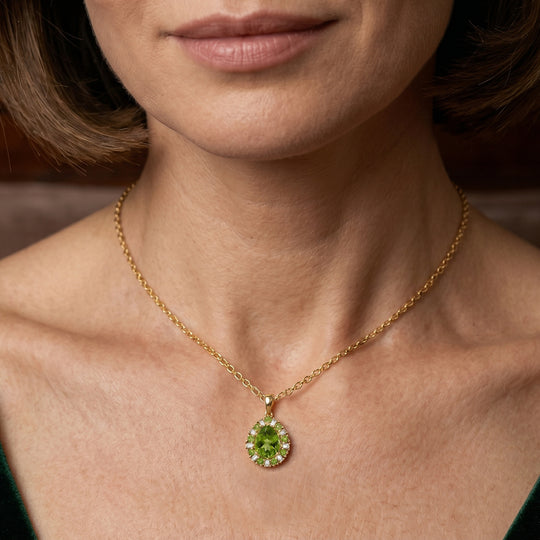 EVER TRUE AA Natürlicher Peridot Anhänger mit Kette, ca. 50 cm ca. 2.32 ct
