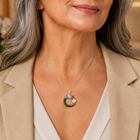 JARDIN KOLLEKTION D'Joy gefärbte grüne Jade, rosa und gelbe Perlmutt Anhänger mit 45cm Kette, 925 Silber rhodiniert - 6,35 ct.