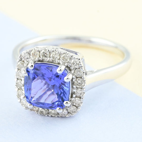 AAA Tansanit, Weißer Diamant I2/GH Ring, AGI zertifiziert und geprüft, 585 Gold (Größe 17.00) ca. 2.20 ct
