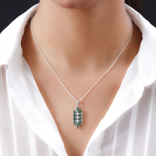 Natürlicher, grüner Apatit und weißer Zirkon-Anhänger, 925 Silber platiniert ca. 3.96 ct