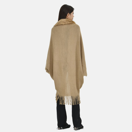 LA MAREY - luxuriöser Kunstpelz-Kimono mit Fransen, 114x109cm, beige