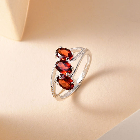 Roter Granat Ring, 925 Silber ca. 1,44 ct