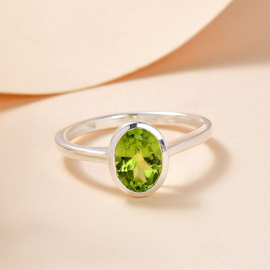 Peridot Ring, 925 Silber ca. 1,31 ct