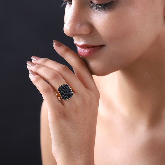 Schwarzer Saphir Ring, 925 Silber Gelbgold Vermeil ca. 2.10 ct