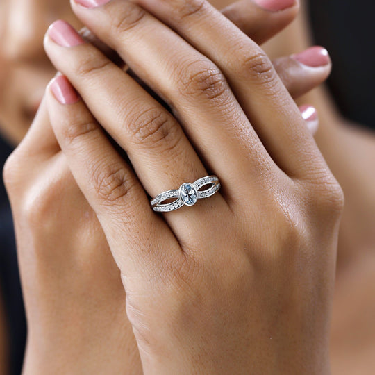Espirito Santo Aquamarin und weißer Zirkon Ring, 925 Silber platiniert ca. 1.04 ct