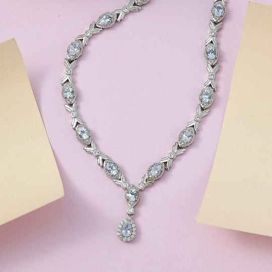 Espirito Santo Aquamarin und Weißer Zirkon Collier, ca. 45 cm 925 Silber platiniert ca. 4.90 ct