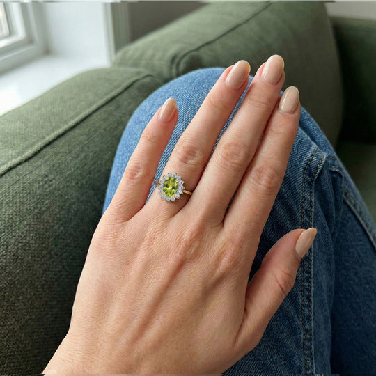 Natürlcher Peridot, Weißer Zirkon Ring 925 Silber 585 Vergoldet (Größe 18.00) ca. 1.32 ct