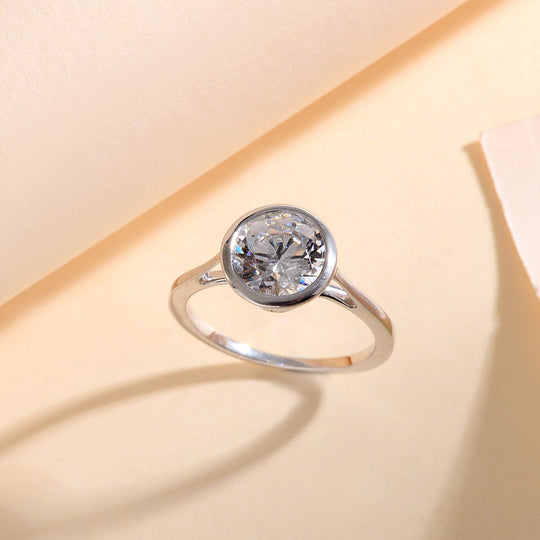 Feinster Zirkonia Ring 925 Silber platiniert ca. 8,00 ct