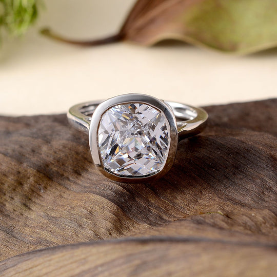 Feinster Zirkonia Ring 925 Silber platiniert ca. 8,08 ct