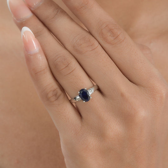 Masoala Saphir (Fissure gefüllt), Weißer Diamant Ring 925 Silber platiniert ca. 1,91 ct
