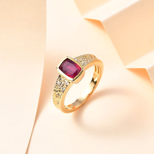 Afrikanischer Rubin (Fissure gefüllt), Weißer Zirkon Ring 925 Silber 750 Gelbgold Vermeil (Größe 20.00) ca. 1,45 ct