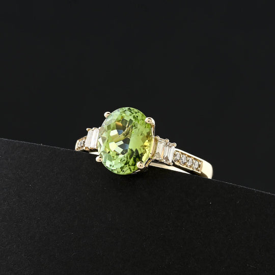 AAA Grüner Turmalin, Weißer Diamant Ring, AGI zertifiziert und geprüft, 417 Gold (Größe 19.00) ca. 3,10 ct
