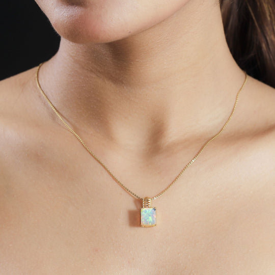 AA Natürlicher, äthiopischer Welo Opal Anhänger 925 Silber 750 Gelbgold Vermeil ca. 2.69 ct