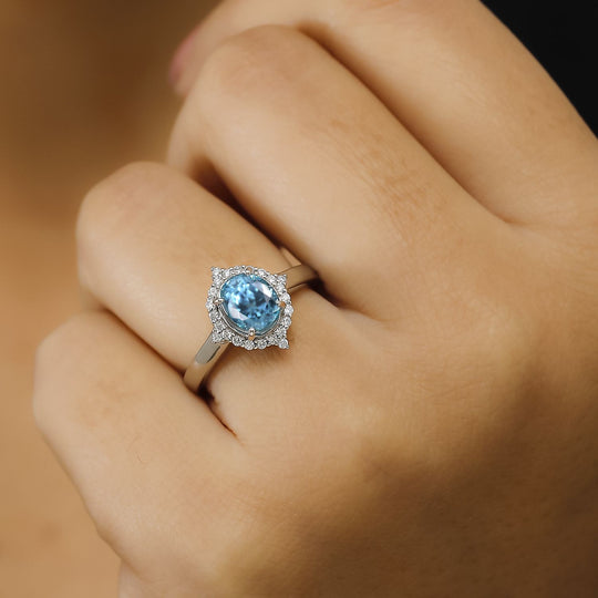 RHAPSODY AAAA Ratnakiri Blauer Zirkon, Weißer Diamant Ring 950 Platin (Größe 20.00) ca. 3.94 ct