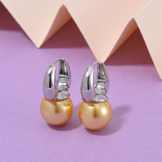 Goldene Muschelkernperle Ohrringe, Messing