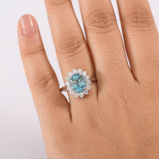 LUXURIANT DIAMOND - AAA Ratnakiri Blauer Zirkon, Lab Grown Diamant Ring, 585 Gold (Größe 20.00) ca. 5.27 ct