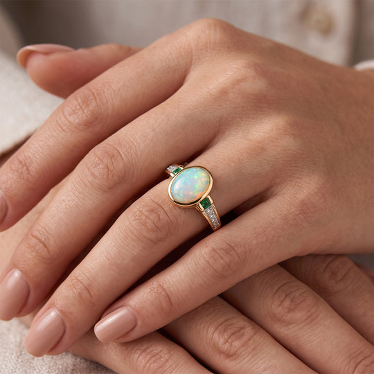 D'joy natürlicher, äthiopischer Welo Opal, Smaragd und Zirkon Ring, 925 Silber vergoldet - 1,44 ct.