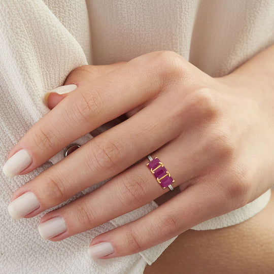 AAA Natürlicher burmesischer Rubin, Weißer Diamant Ring 375 Gold (Größe 18.00) ca. 3.44 ct