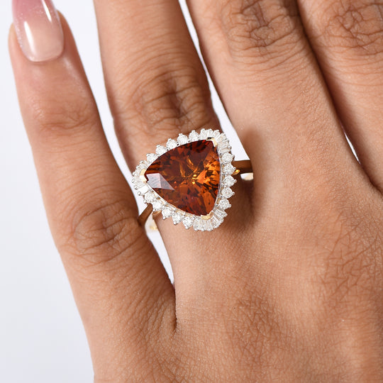 LUXURIANT (10-16 Werktage Lieferzeit) 5,31 ct. AAA Madeira Citrin und Labor Diamant Ring in 417 Gold