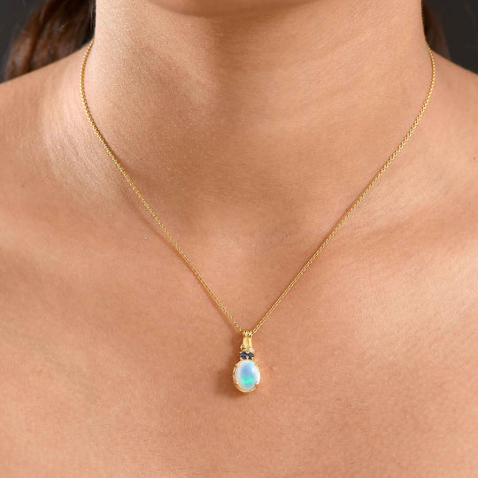 D'Joy AA Natürlicher, äthiopischer Welo Opal, Blauer Saphir Anhänger 925 Silber vergoldet ca. 1.36 ct