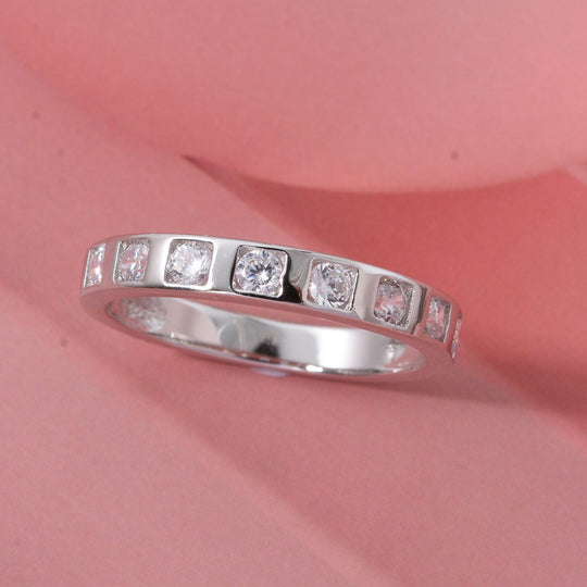 Lustro Stella Weißer Zirkonia Ring 925 Silber rhodiniert (Größe 19.00)