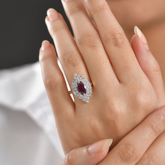 LUXURIANT (10-16 Werktage Lieferzeit) 2,09 ct. AAA Radiant Ember Granat und Labor Diamant Ring in 417 Gold