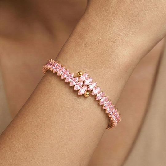 Rosa Zirkonia Armreif, flexibel (ca. 17 cm - 19.75 cm), Nickelfreies Messing gelb vergoldet