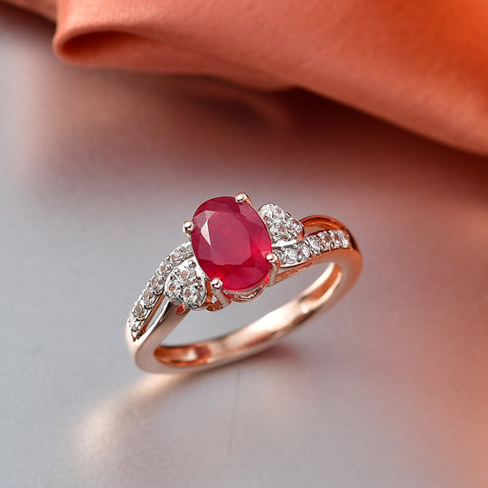 D'Joy Afrikanischer Rubin (Fissure gefüllt), Weißer Zirkon Ring 925 Silber 750 Roségold Vermeil (Größe 17.00) ca. 2,26 ct