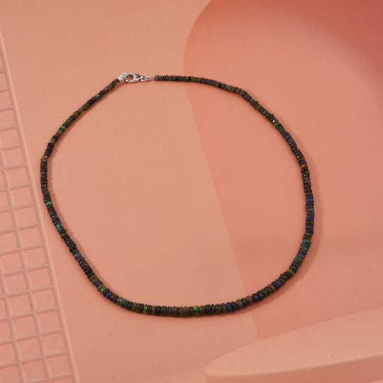Schwarze Opal Halskette, 45cm 925 Silber rhodiniert - 45 ct.
