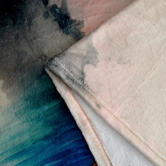 LIVMORE SPACES 240gsm Flanell-Kuscheldecke mit Digitaldruck, 150x200cm, Pfauenmotiv