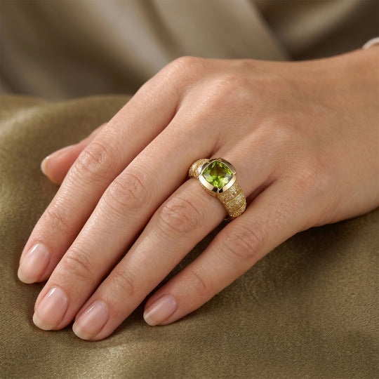 EVER TRUE AA Natürlicher Peridot, Weißer Zirkon Ring 950 Kupfer (Größe 19.00) ca. 2.53 ct
