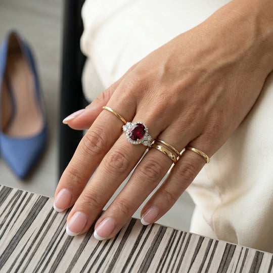 LUXURIANT (10-16 Werktage Lieferzeit) 3 ct. AAA Farbwechsel Granat und Labor Diamant Ring in 417 Gold