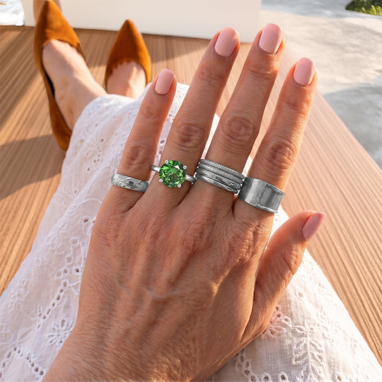 LUXURIANT (10-16 Werktage Lieferzeit) 2,00 ct. VS-EF grüner Labor Diamant Ring in 417 Weißgold