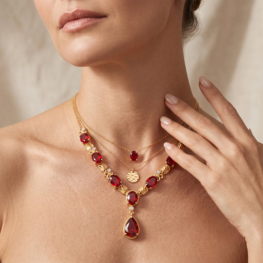 EverTrue Rubin Feuer Triplett Quarz und Zirkon 45cm Halskette, 950 Kupfer mit Gelbgold E-Beschichtung, Edelstahl Kette - 14,19 ct.