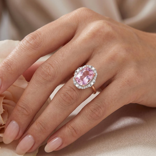 LUXURIANT (10-16 Werktage Lieferzeit) 9,48 ct. AAA Martha Rocha Kunzite und Labor Diamant Ring in 417 Roségold