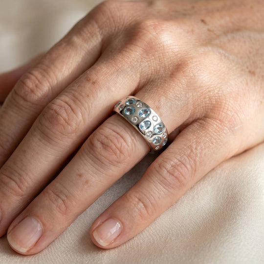 EVER TRUE Blauer Zirkon, Weißer Zirkon Ring 950 Kupfer (Größe 17.00) ca. 2,43 ct