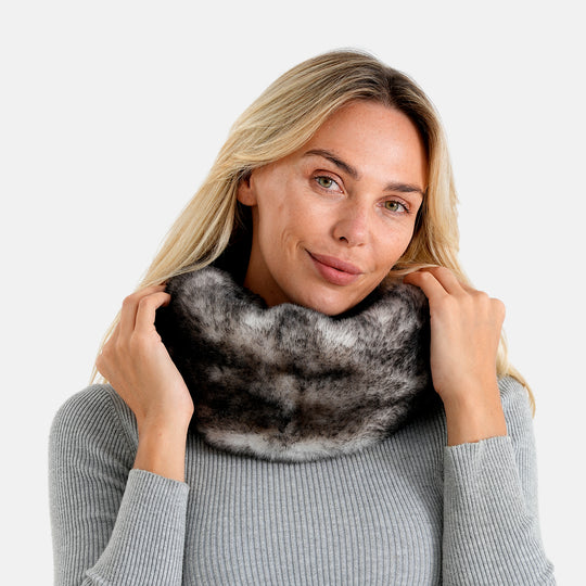 LA MAREY Schal, 100 % Polyester, 40 x 18 cm, Beige