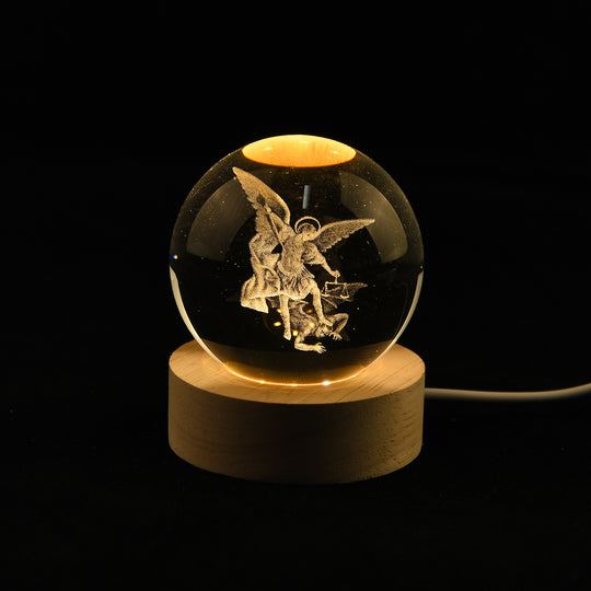 LIVMORE, LED-Glaskugel mit Amor-Motiv, Durchmesser 6 cm, Transparent