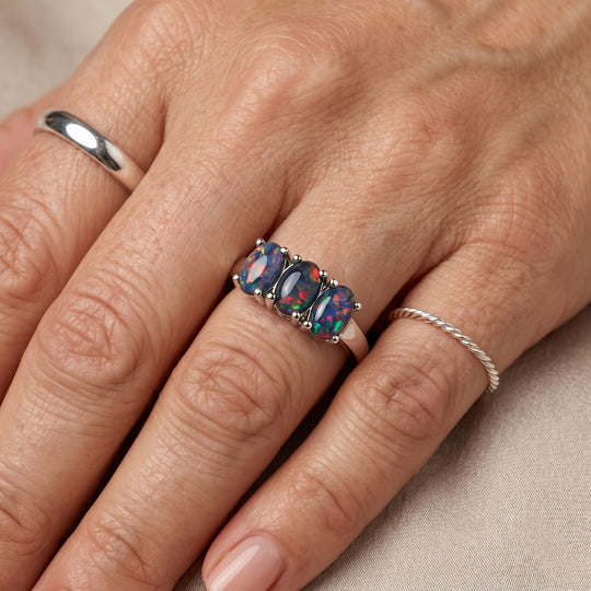 D'Joy Boulder Opal Triplette Ring 925 Silber Rhodiniert (Größe 17.00) ca. 1,20 ct