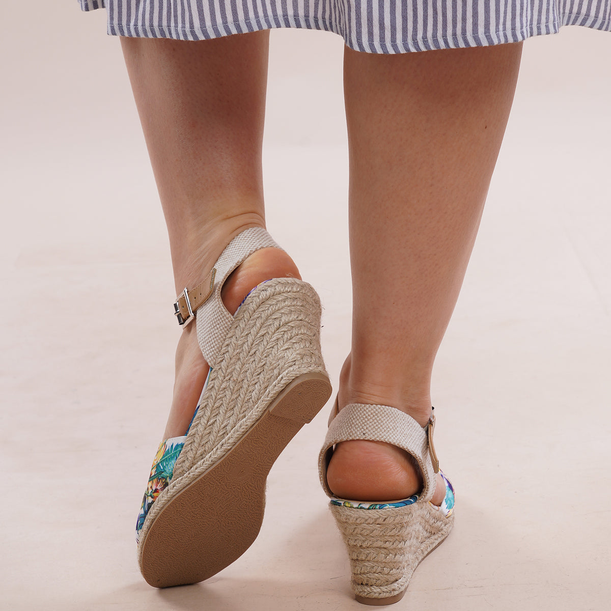 LA MAREY - Espadrilles-Schuhe mit Keilabsatz, Größe 36, Blumenmuster, Weiß