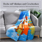 Superweiche Fleecedecke mit Weihnachtsmann Muster, Größe 130x170 cm, Blau und Mehrfarbig, Kamin