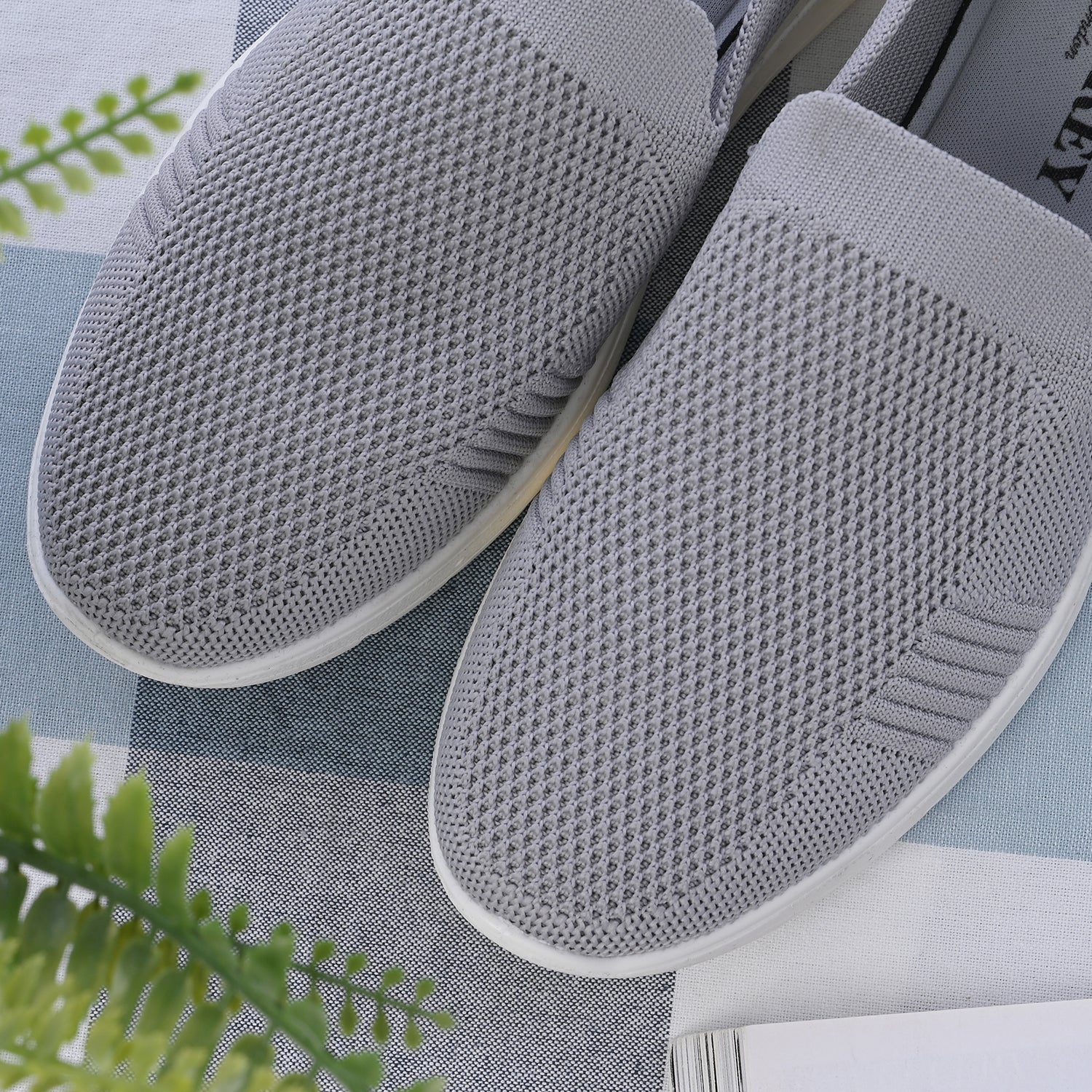 LA MAREY - Damenschuhe mit rutschfester Sohle, Größe 38, Grau