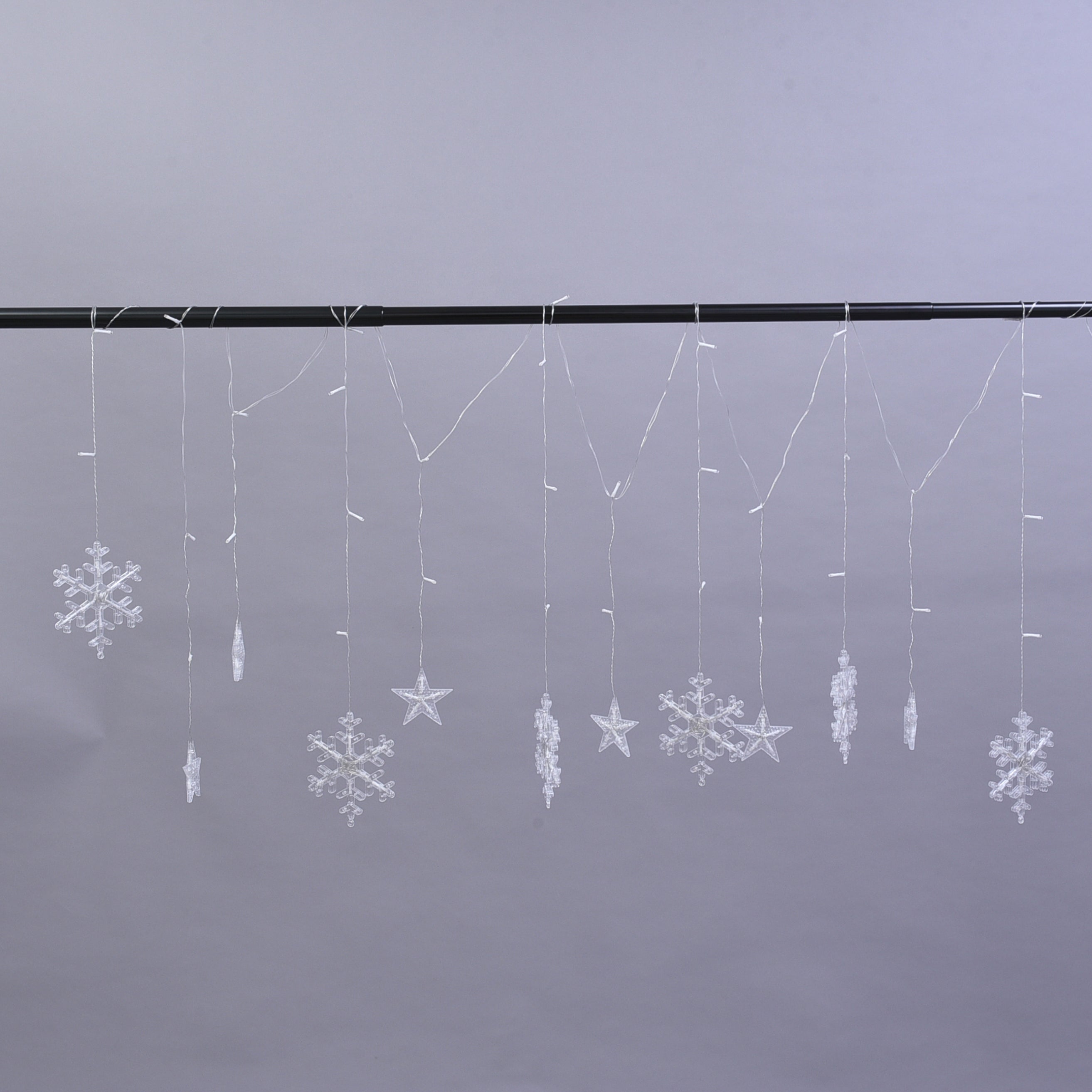 126 LED Vorhang warmweiße Lichterkette - Schneeflocken, 3xAA (nicht inkl.), Größe 350x85 cm
