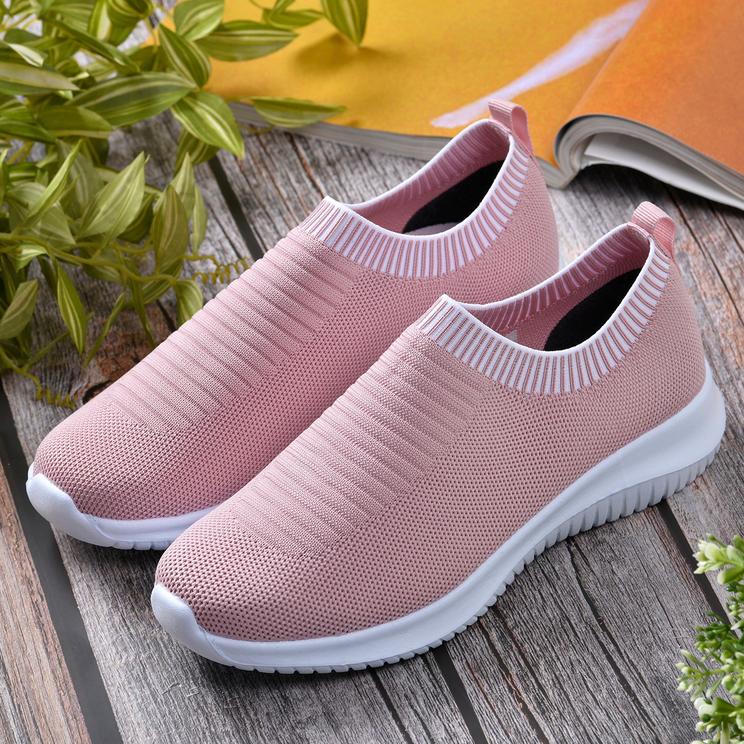 Sportliche Slip-On-Sneaker, Größe 38, Rosa